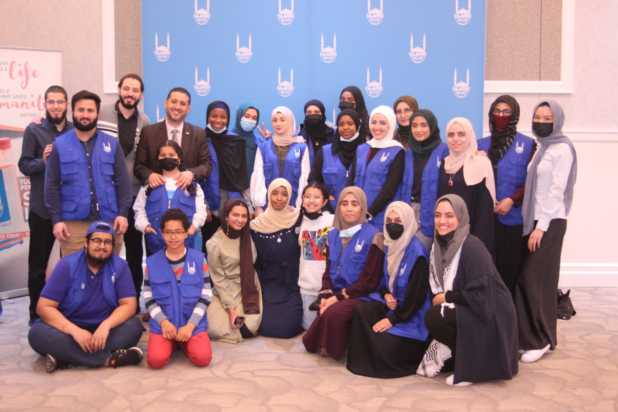 Volunteer Scholarships - Islamic Relief Canada